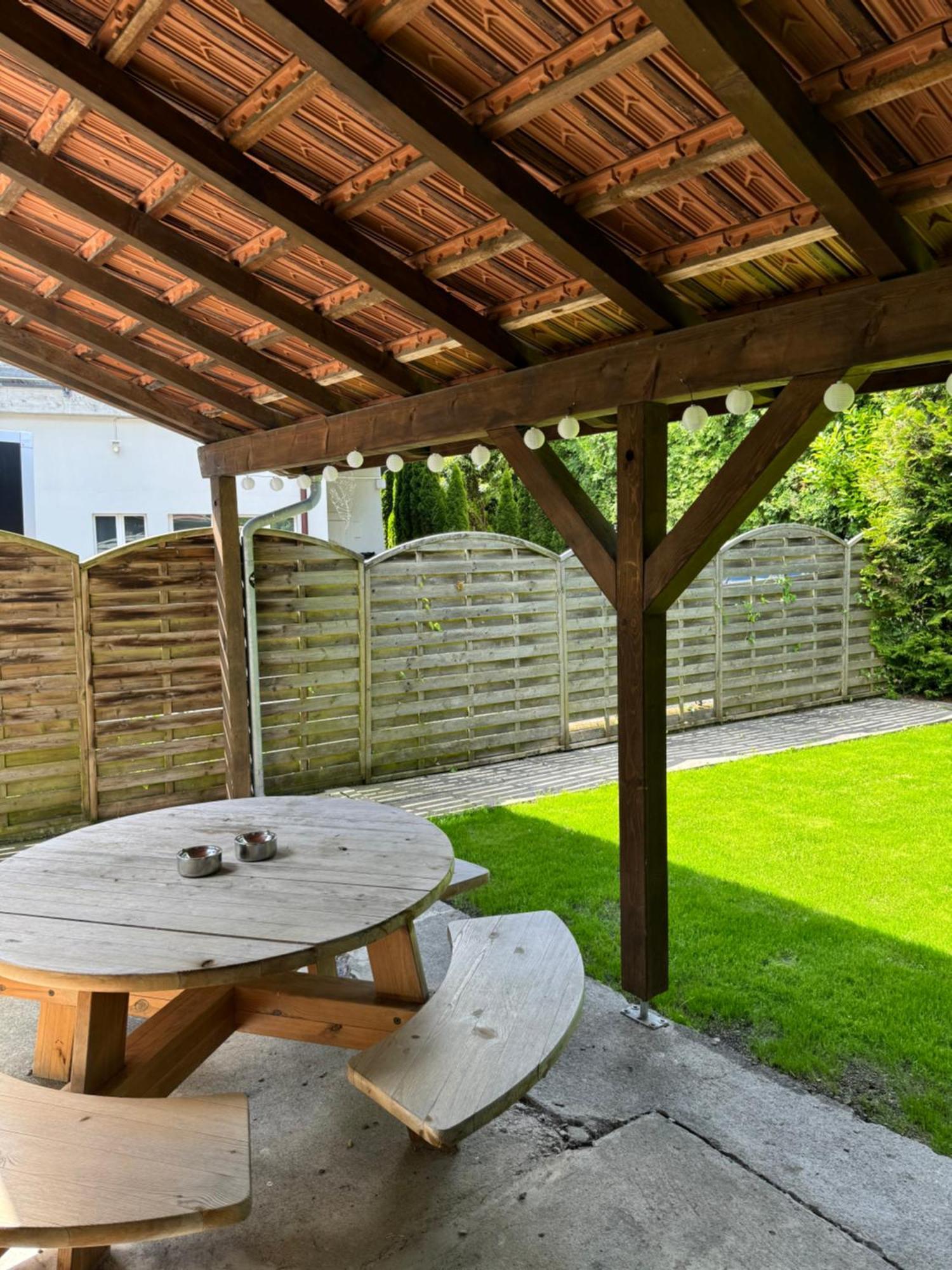 Вилла Garden House Интерлакен Экстерьер фото